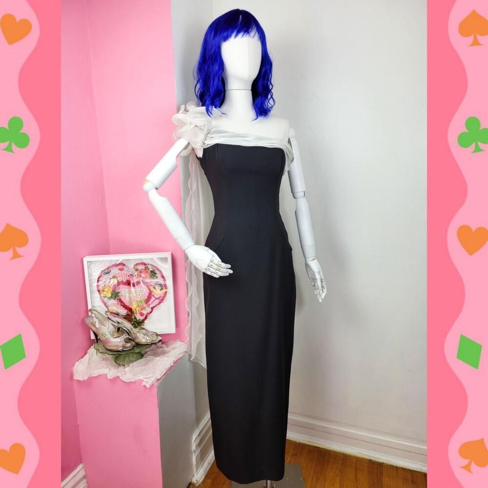 Vintage 90s Black & White Ruffled One Shoulder Gown